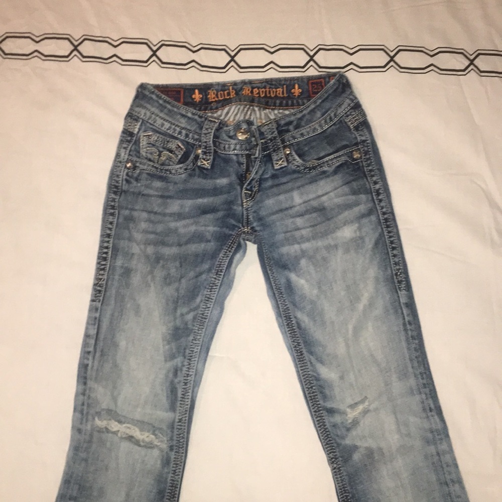 Women rock revival jeans